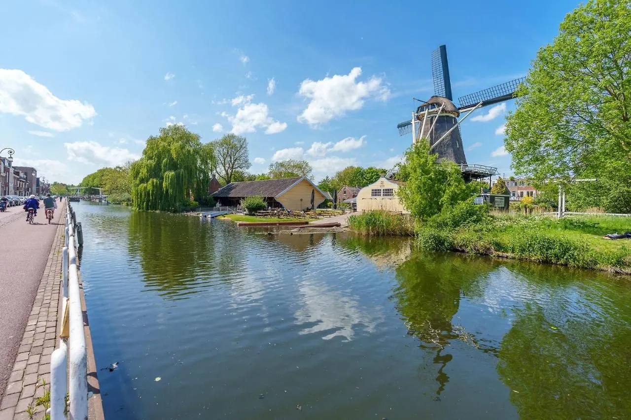 Dutch Style Canal House Apartment Utrecht